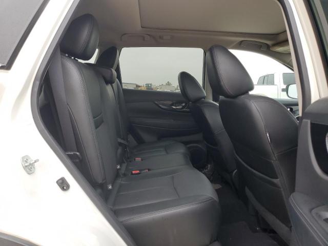 Photo 11 from auction – 2017 NISSAN ROGUE S with VIN 5N1AT2MT0HC810357