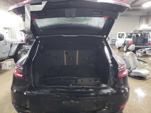 Photo 6 from auction – 2018 PORSCHE MACAN with VIN WP1AA2A56JLB11531