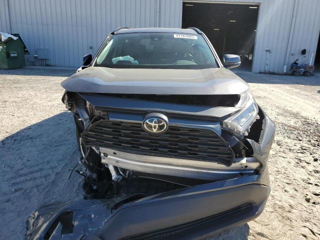 Photo 5 from auction – 2019 TOYOTA RAV4 XLE with VIN 2T3W1RFVXKW041166