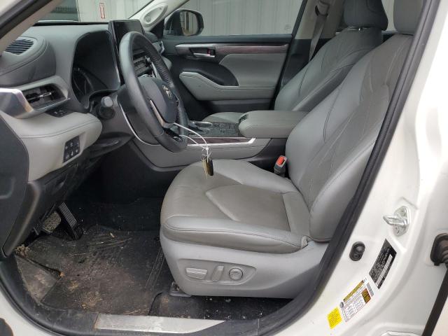 Photo 7 from auction – 2021 TOYOTA HIGHLANDER with VIN 5TDFZRAH0MS063935