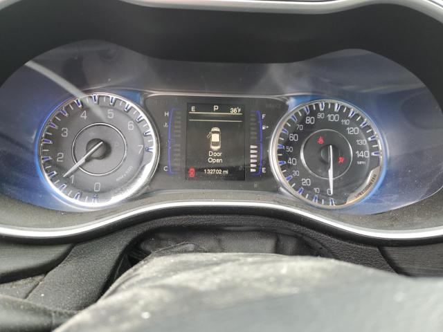Photo 9 from auction – 2015 CHRYSLER 200 LIMITE with VIN 1C3CCCAB6FN691640