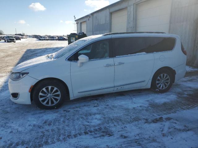 CHRYSLER PACIFICA T 2017 with VIN 2C4RC1BG9HR621852 - Photo from auction
