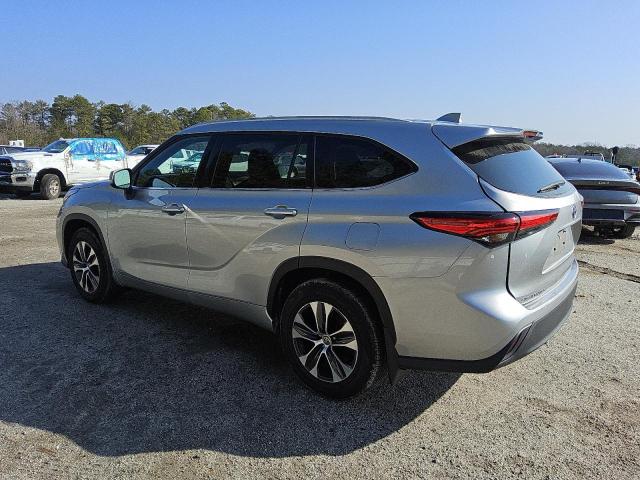 Photo 2 from auction – 2022 TOYOTA HIGHLANDER with VIN 5TDGBRCH2NS561089
