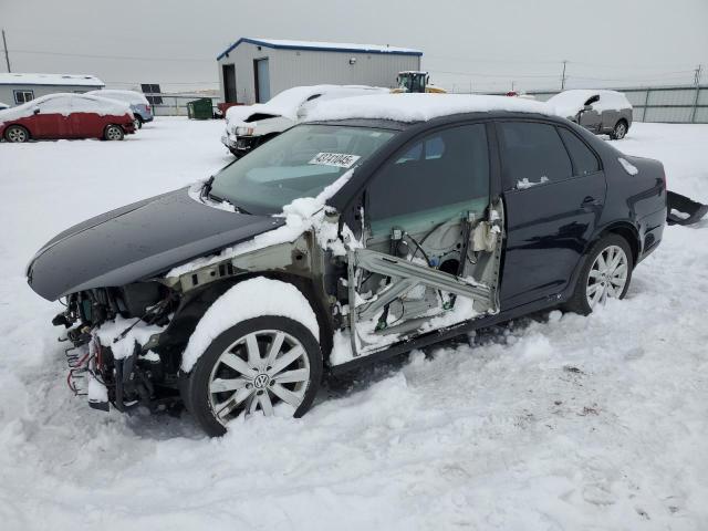 VOLKSWAGEN JETTA WOLF 2010 with VIN 3VWRA7AJ5AM101048 - Photo from auction