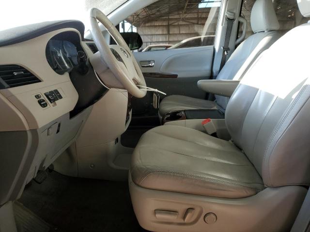 Photo 7 from auction – 2012 TOYOTA SIENNA XLE with VIN 5TDYK3DC2CS270545