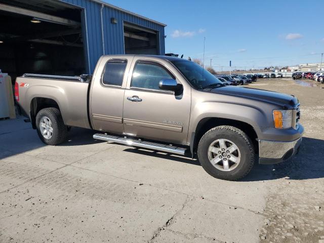 Photo 4 from auction – 2011 GMC SIERRA K15 with VIN 1GTR2VE39BZ325987