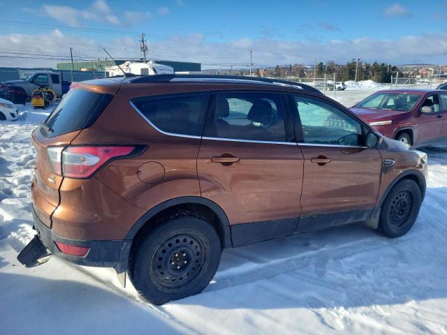 Photo 3 from auction – 2017 FORD ESCAPE SE with VIN 1FMCU9G95HUB63575