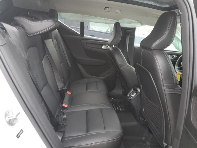 Photo 11 from auction – 2023 VOLVO XC40 PLUS with VIN YV4L12UW2P2083723