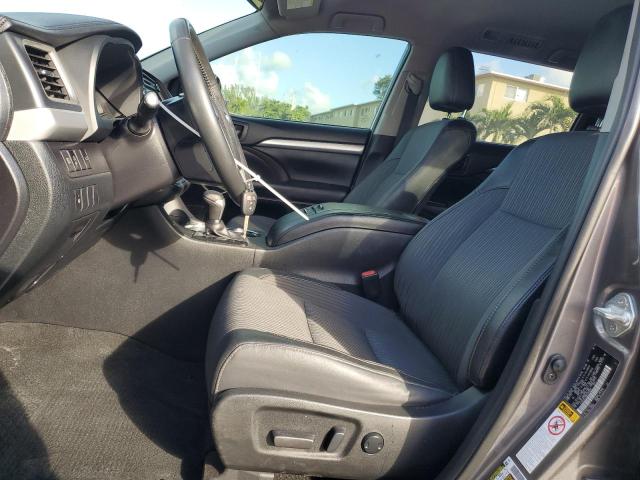 Photo 7 from auction – 2019 TOYOTA HIGHLANDER with VIN 5TDZZRFH6KS342826