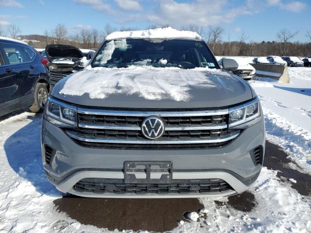 Photo 5 from auction – 2021 VOLKSWAGEN ATLAS CROS with VIN 1V2BC2CA5MC217059