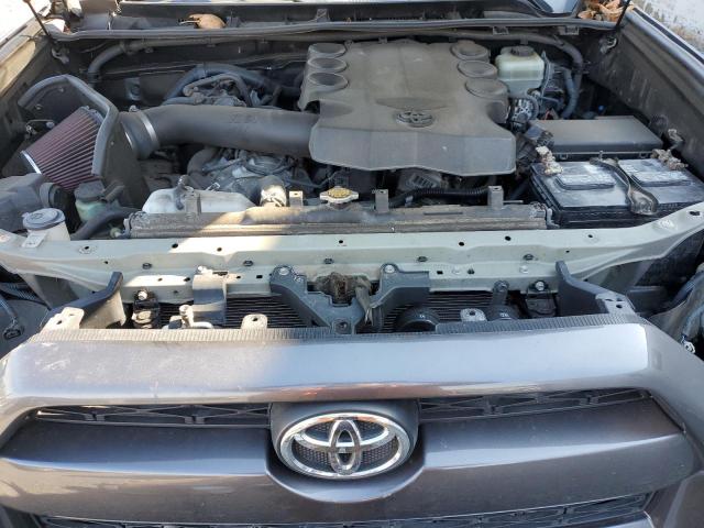 Photo 12 from auction – 2015 TOYOTA 4RUNNER SR with VIN JTEBU5JR2F5276095