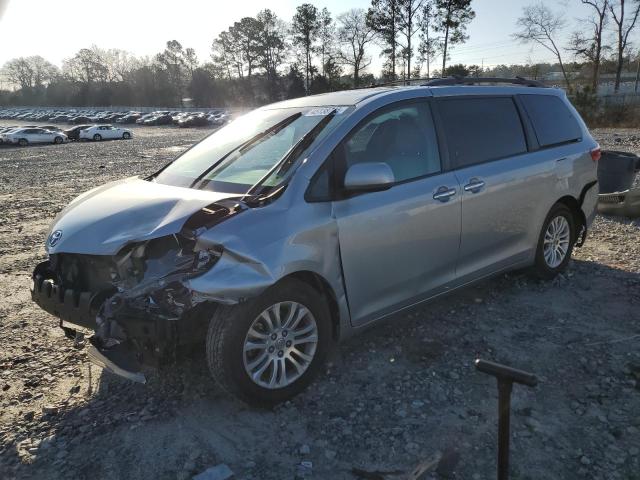 Photo 1 from auction – 2015 TOYOTA SIENNA XLE with VIN 5TDYK3DC5FS637183