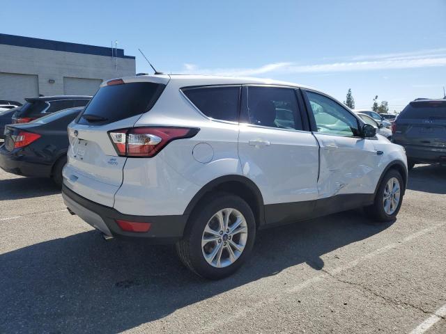 Photo 3 from auction – 2017 FORD ESCAPE SE with VIN 1FMCU0GD4HUF08529