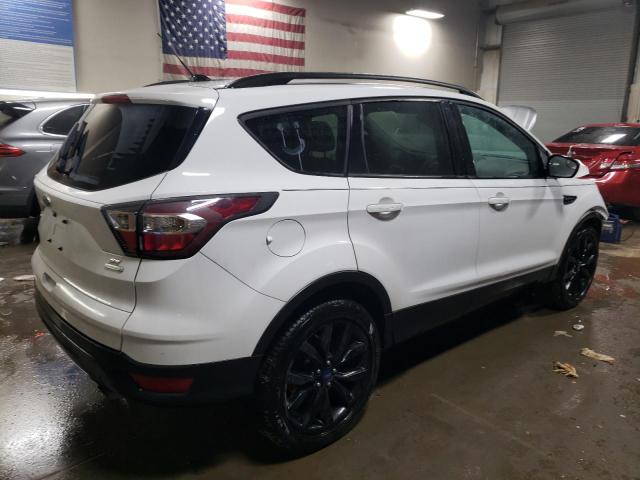 Photo 3 from auction – 2017 FORD ESCAPE SE with VIN 1FMCU0GDXHUB20950