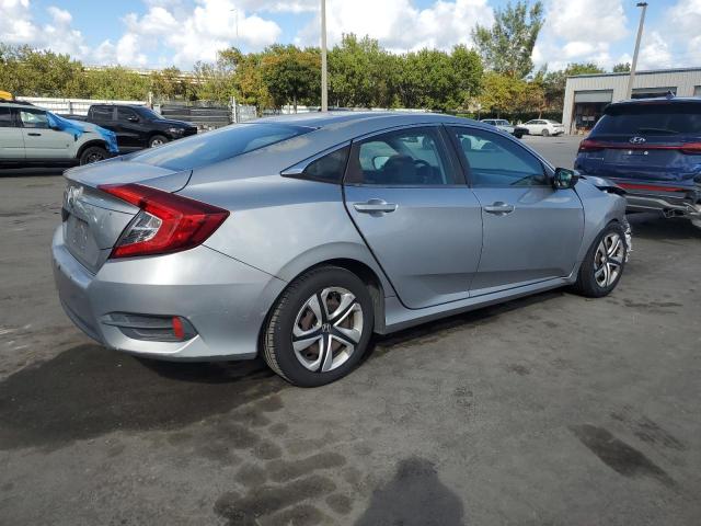 Photo 3 from auction – 2017 HONDA CIVIC LX with VIN 19XFC2F5XHE044980