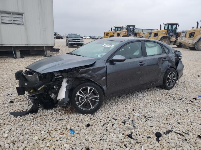 KIA FORTE FE 2022 with VIN 3KPF24AD9NE427138 - Photo from auction