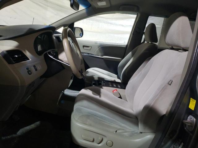 Photo 7 from auction – 2011 TOYOTA SIENNA LE with VIN 5TDJK3DC2BS002725