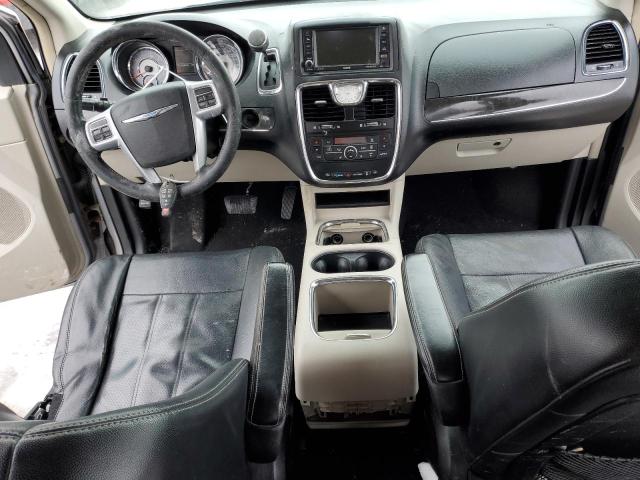 Photo 8 from auction – 2014 CHRYSLER TOWN & COU with VIN 2C4RC1CG7ER118198