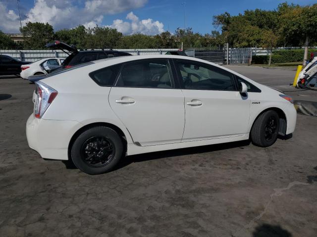 Photo 3 from auction – 2015 TOYOTA PRIUS with VIN JTDKN3DU5F0472213
