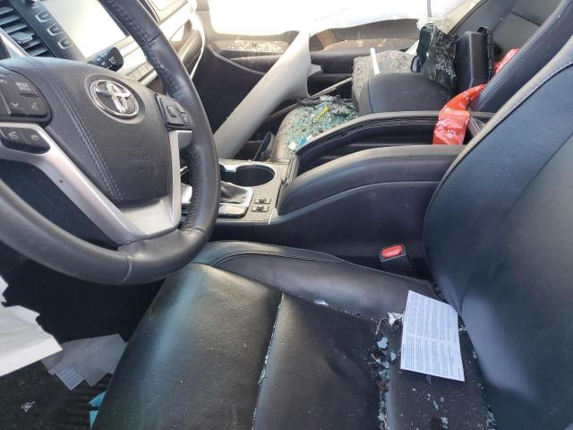 Photo 7 from auction – 2015 TOYOTA HIGHLANDER with VIN 5TDJKRFH4FS213474