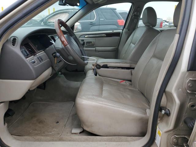 Photo 7 from auction – 2010 LINCOLN TOWN CAR S with VIN 2LNBL8CV2AX751511