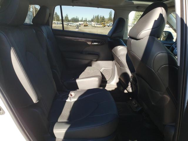 Photo 11 from auction – 2023 TOYOTA HIGHLANDER with VIN 5TDXBRCH1PS116152