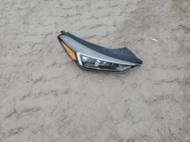 Photo 13 from auction – 2020 HYUNDAI TUCSON SE with VIN KM8J2CA44LU105277