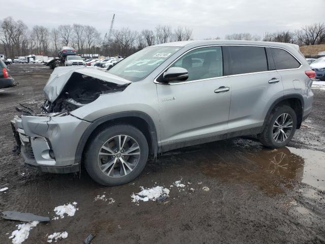 TOYOTA HIGHLANDER 2019 with VIN 5TDBGRFH4KS057680 - Photo from auction