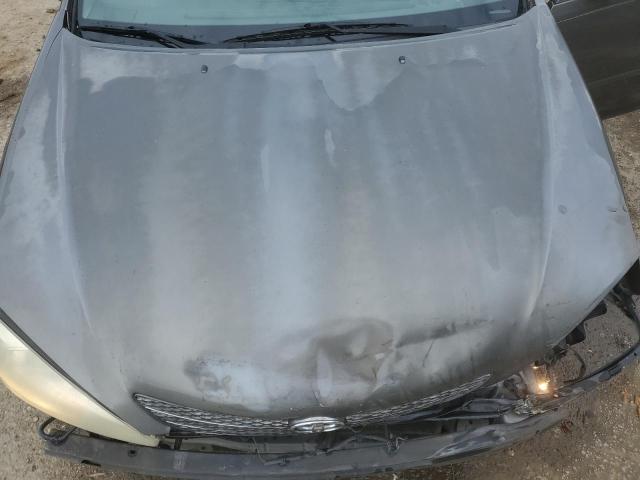Photo 11 from auction – 2004 TOYOTA CAMRY LE with VIN 4T1BE30K14U855703