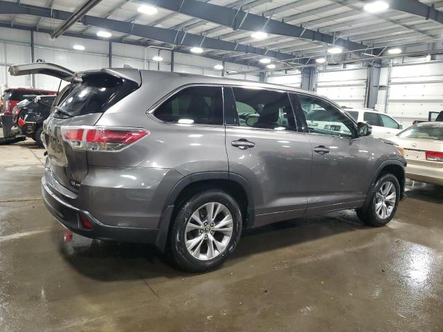 Photo 3 from auction – 2016 TOYOTA HIGHLANDER with VIN 5TDBKRFH0GS353852