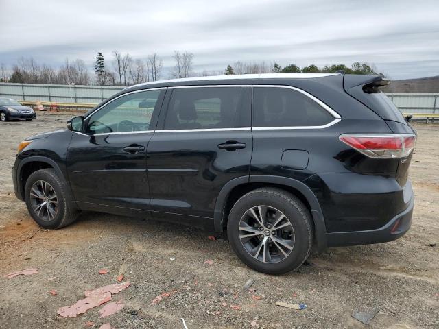 Photo 2 from auction – 2016 TOYOTA HIGHLANDER with VIN 5TDJKRFH3GS332926