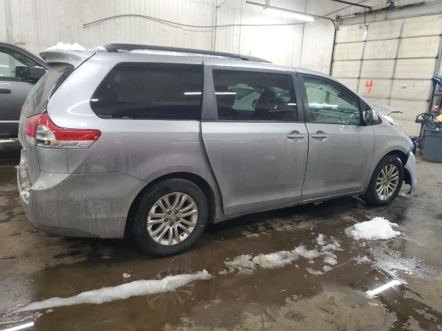 Photo 3 from auction – 2012 TOYOTA SIENNA XLE with VIN 5TDYK3DC0CS274867
