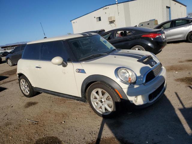 Photo 4 from auction – 2013 MINI COOPER S with VIN WMWSV3C57DT476685