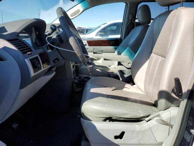 Photo 7 from auction – 2009 CHRYSLER TOWN & COU with VIN 2A8HR54149R640930