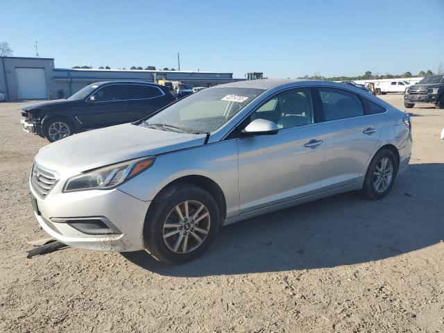 HYUNDAI SONATA SE 2017 with VIN 5NPE24AF4HH493402 - Photo from auction