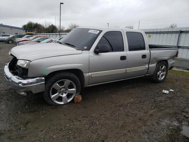 CHEVROLET SILVERADO 2004 with VIN 2GCEC13T341382494 - Photo from auction