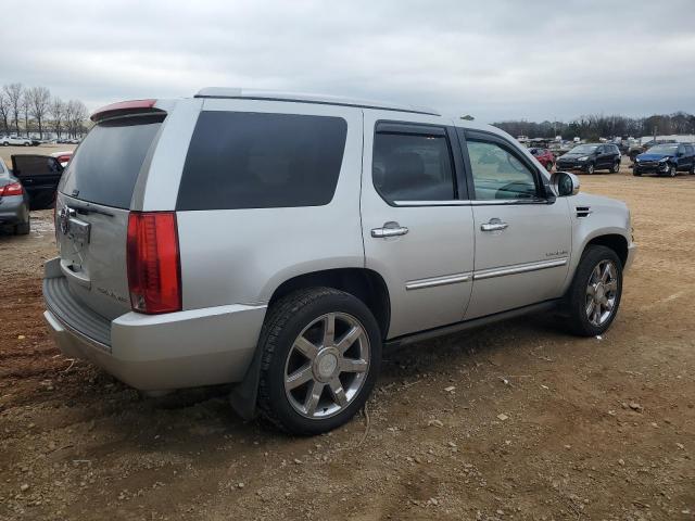 Photo 3 from auction – 2011 CADILLAC ESCALADE with VIN 1GYS4CEF3BR116443