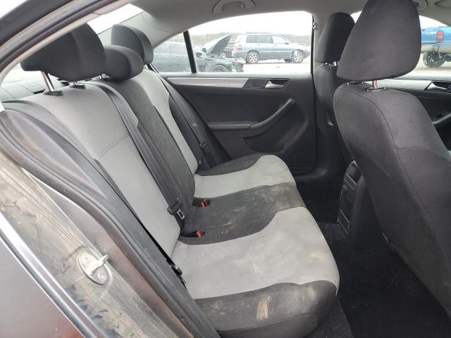 Photo 10 from auction – 2017 VOLKSWAGEN JETTA S with VIN 3VW2B7AJ5HM372877