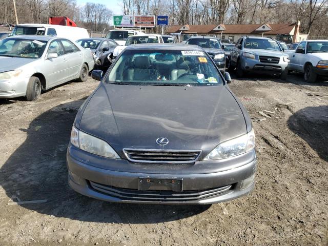 Photo 5 from auction – 2000 LEXUS ES 300 with VIN JT8BF28G2Y5076174
