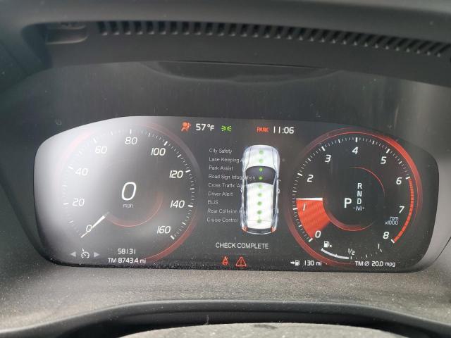 Photo 9 from auction – 2020 VOLVO XC40 T5 MO with VIN YV4162UK4L2199232