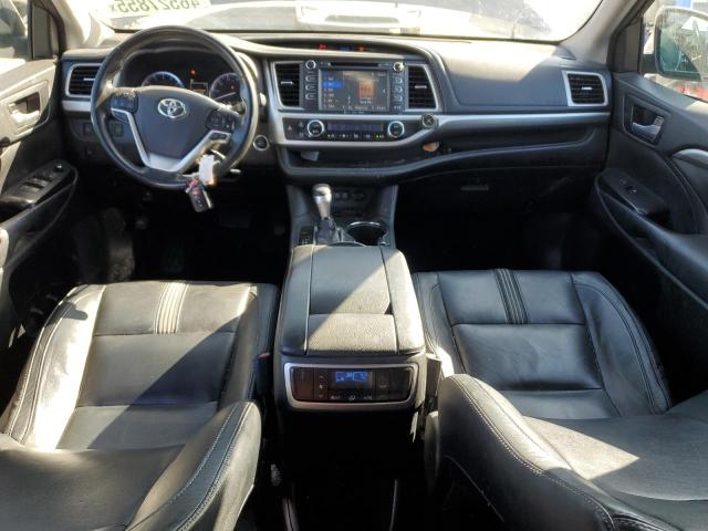 Photo 8 from auction – 2018 TOYOTA HIGHLANDER with VIN 5TDKZRFH0JS546845