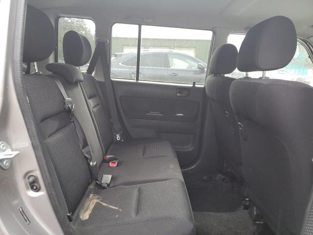 Photo 11 from auction – 2005 TOYOTA SCION XB with VIN JTLKT324050193697