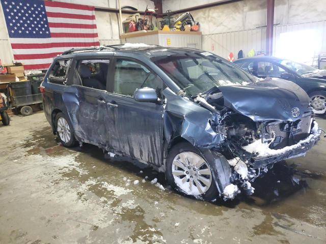 Photo 4 from auction – 2015 TOYOTA SIENNA XLE with VIN 5TDDK3DC3FS105560