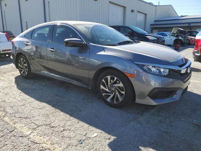 Photo 4 from auction – 2018 HONDA CIVIC EX with VIN 2HGFC2F76JH592360