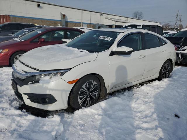 HONDA CIVIC EX 2016 with VIN 19XFC1F32GE221836 - Photo from auction