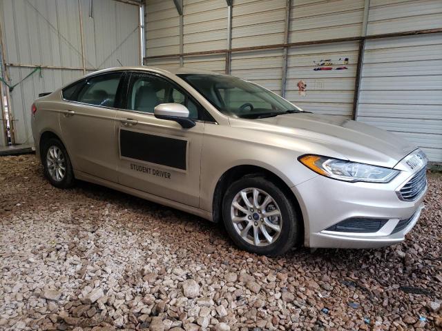 Photo 4 from auction – 2017 FORD FUSION S with VIN 3FA6P0G73HR402430