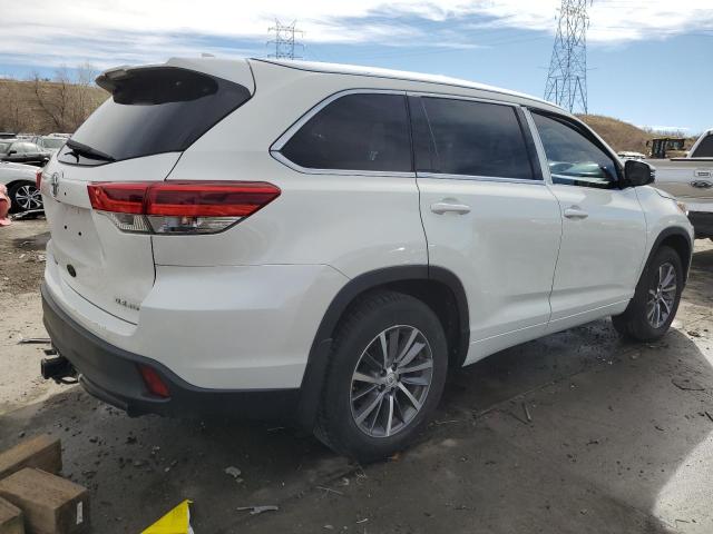 Photo 3 from auction – 2018 TOYOTA HIGHLANDER with VIN 5TDJZRFH7JS554940