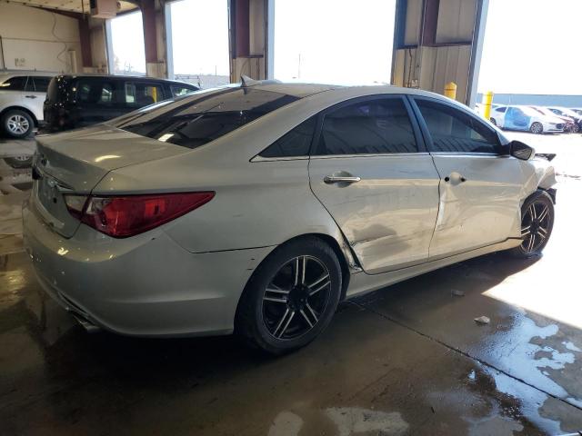Photo 3 from auction – 2011 HYUNDAI SONATA SE with VIN 5NPEC4ACXBH180039