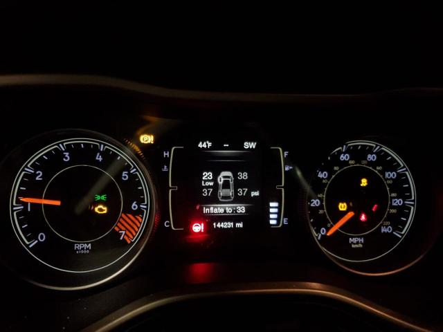 Photo 9 from auction – 2014 JEEP CHEROKEE L with VIN 1C4PJLCB0EW102445