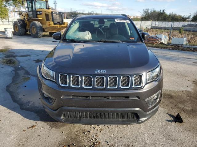 Photo 5 from auction – 2019 JEEP COMPASS LA with VIN 3C4NJCBB0KT677414
